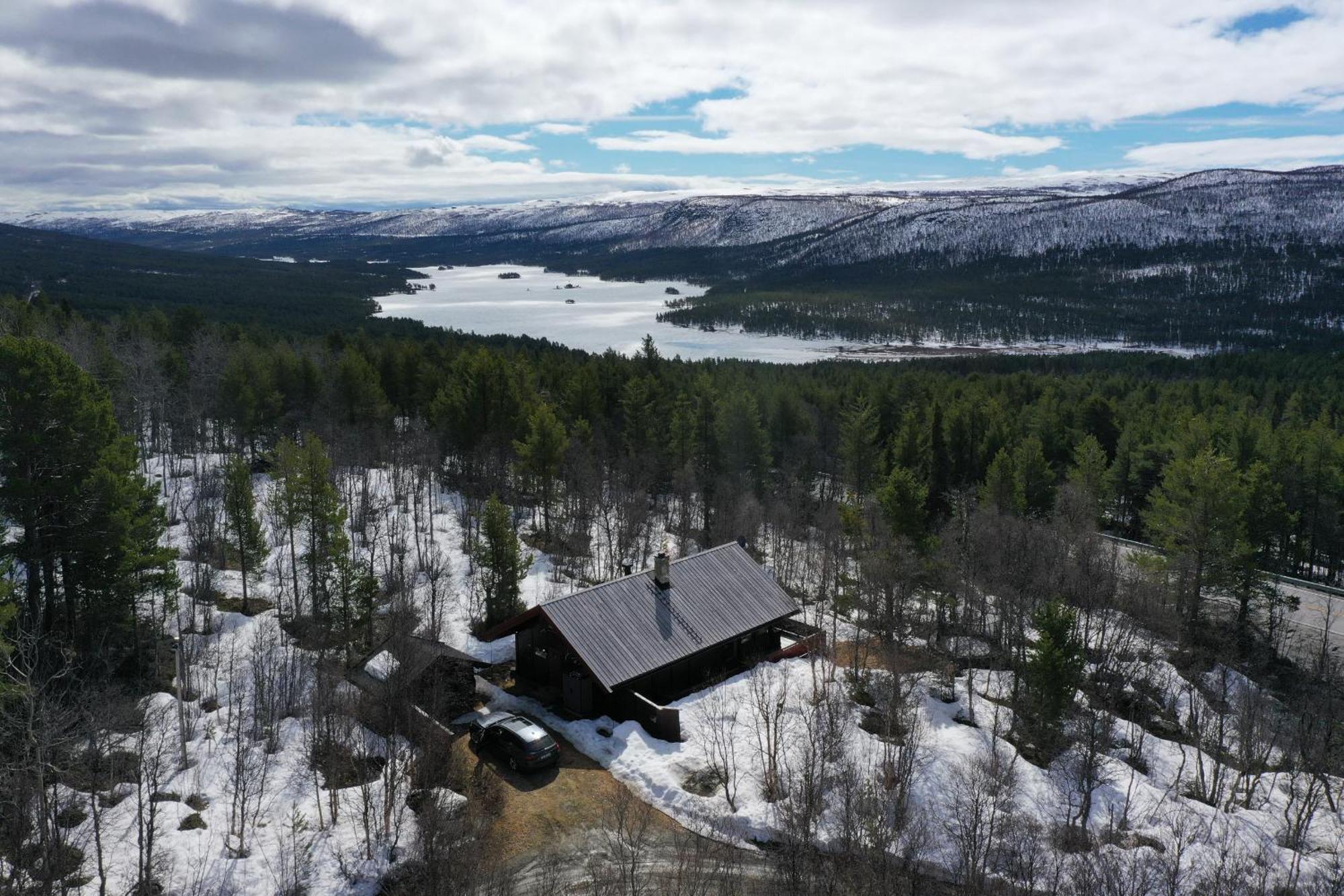Koselig Hytte Med Usjenert Og Solrik Beliggenhet Geilo Bagian luar foto