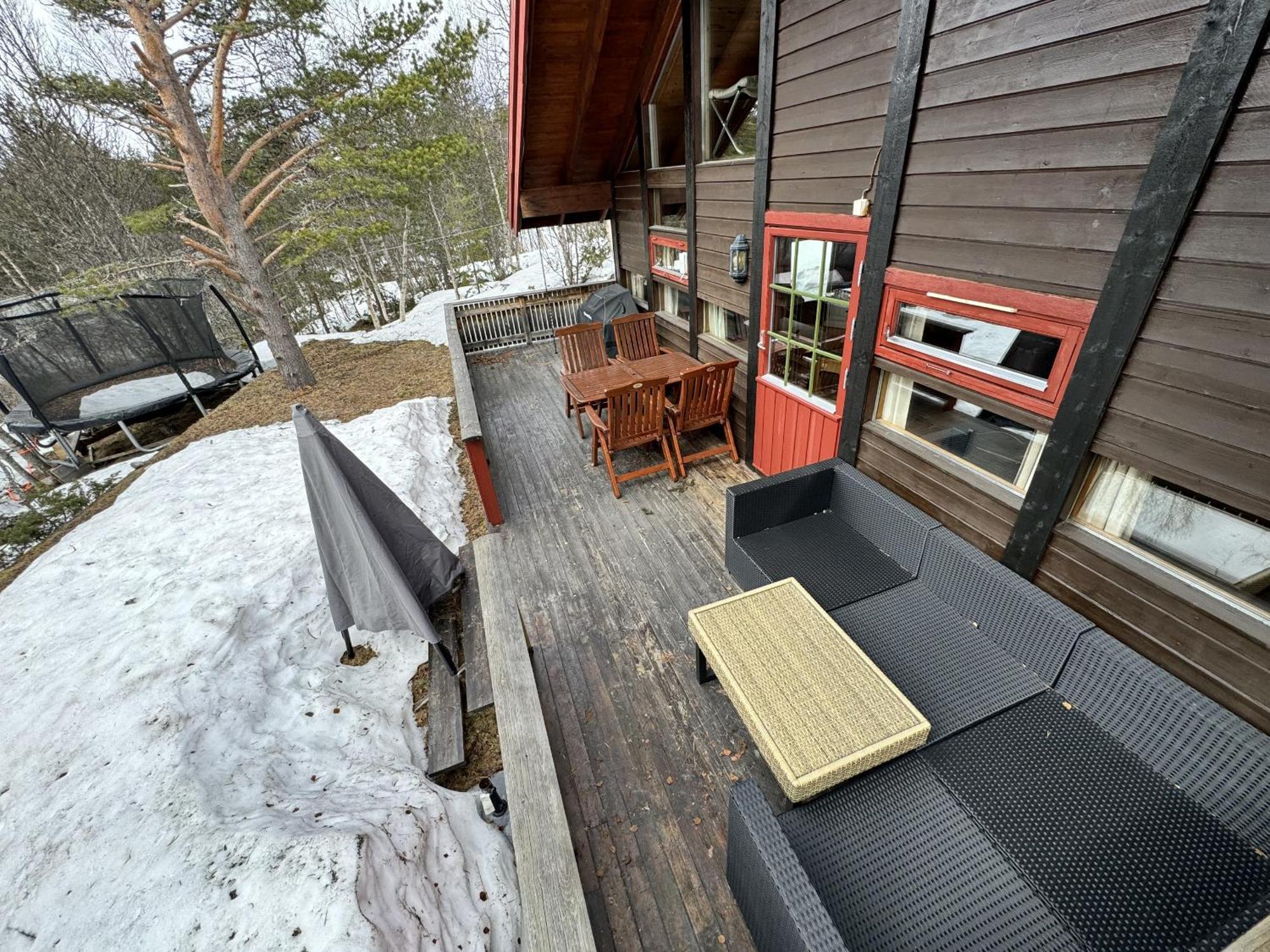 Koselig Hytte Med Usjenert Og Solrik Beliggenhet Geilo Bagian luar foto